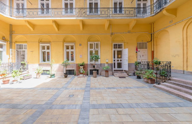 Music Academy Suite Café Vian Apartman Kft - Photo 27