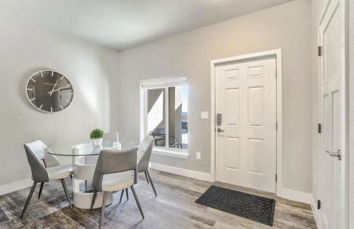 New Lower Condo-mins to downtown-Pet Friendly - Foto 6