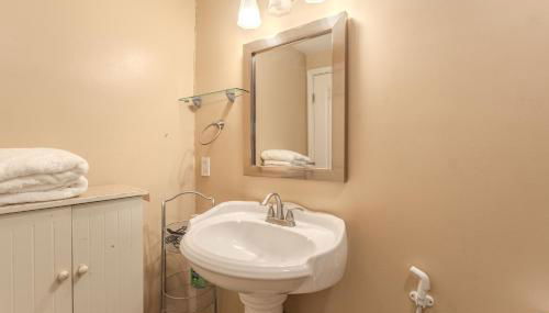 NARVAEZ BRIGHT & SPACIOUS - Private room, bathroom, entrance near light rail - Foto 5