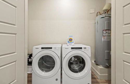 Modern Executive 1BR King Bed - Walk to West 7th - Foto 12