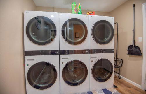 5 Star Luxury with Private Pool and Cozy Firepit - Foto 75