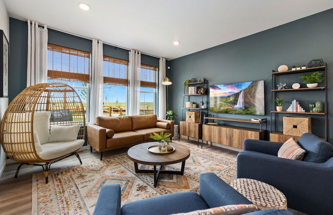 New Build W/ Great Backyard & Lake Access! - Foto 1