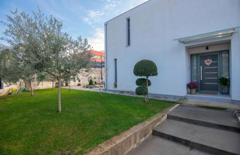 Gorgeous Home In Vrgorac With Wifi - Foto 18