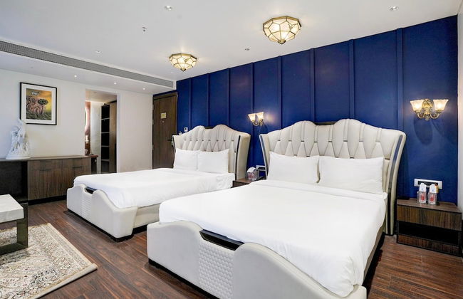 Luxury Elegance at Magarpatta City Pune - Foto 11