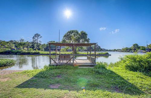 Charming Lakeview Cottage with Lake Access - Foto 24