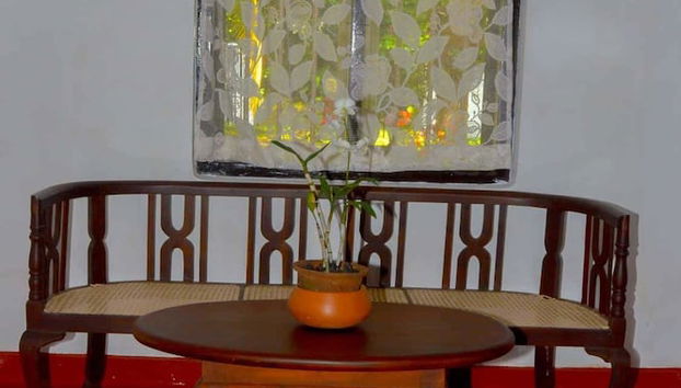 Coin salon dans le hall