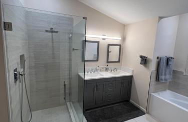 SUPERB VILLA WITH PRIVATE POOL IN NAPLES - Photo 22