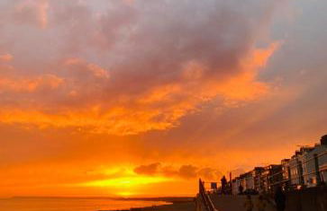 Penthouse Suite, Sea View, Close to Shops, Beach and Train - Foto 38