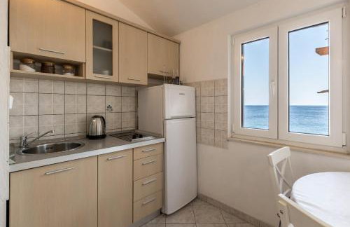 Apartments by the sea Milna, Vis - 8946 - Photo 14