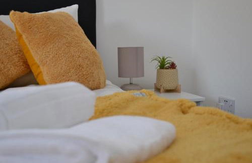 Modern 3 bed home, Free Parking, Free Netflix and WIFI - Foto 12