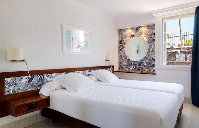 Plus Fariones Apartamentos - Photo 22