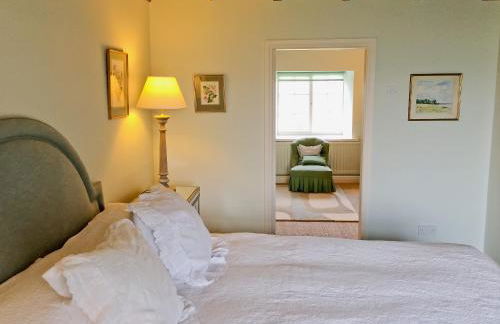 Warren Farmhouse - Photo 9