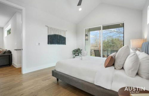 Luxurious Modernism with Private Hot Tub and Garage - Foto 32