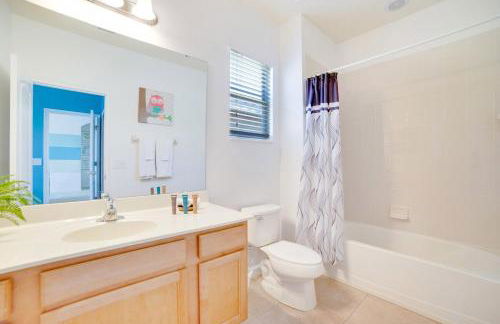 Sunny Villa, 6bd, 5ba, South facing pool and hot tub - Foto 56