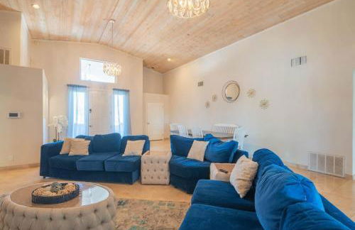 Cave Creek- Basketball Putt Putt Pool & Games - Foto 6