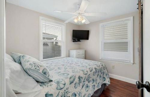 Gorgeous Beach House 2 blocks to the beach, Boardwalk, and amazing Restaurants - Foto 25