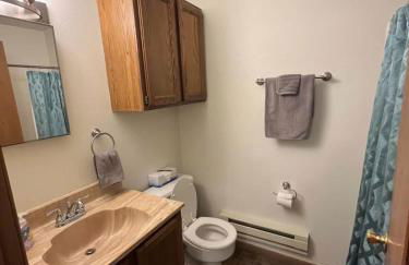 Tomah Apartment - 201 E Veterans Unit J - Foto 12