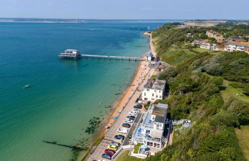 The Penthouse - Photo 5