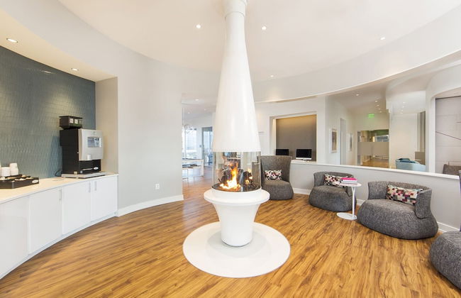 Global Luxury Suites Center City - Photo 51