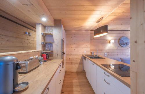 Chalet Alpe d'Huez 1850-Sea and Mountain Pleasure Avec 2 appartements- 1 Appartement 3 Chambres 8 Couchages - 3 Salles d'eau et 1 Appartement 5 Chambres 12 Couchages 5 Salles d'eau - Jacuzzi et Sauna -Pieds des Pistes et Centre - Foto 46