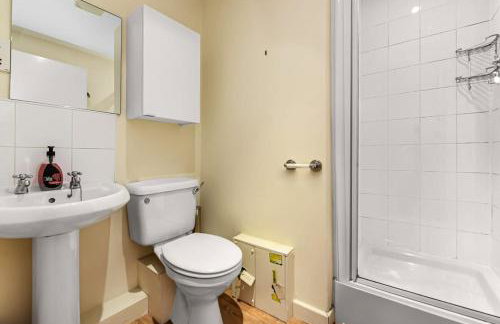 Central MK 2-Bed, Ideal for Work Stays - Foto 14