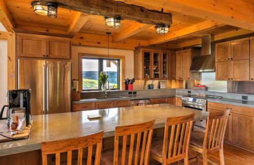 Naples Cabin with Lake Views and Wraparound Deck! - Foto 6