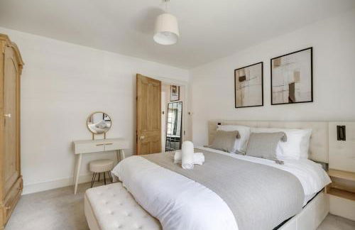 Riverside Cottage Retreat Hertford Town Sleeps 6 - Foto 3