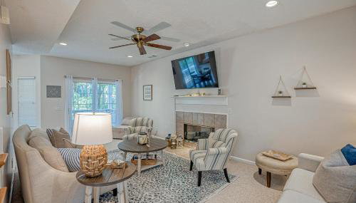 Three Bedrooms - Golf Cart and Amenity Cards Available - Foto 5