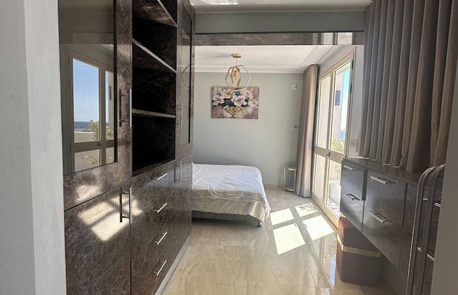 Luxury Rooftop Wifi, Ac, Outdoor Barbecue - Photo 3