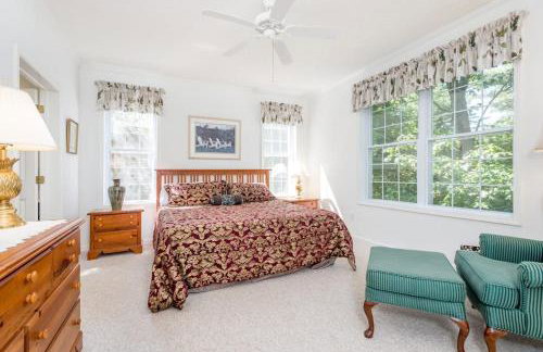 Hilltop Heaven - Photo 22