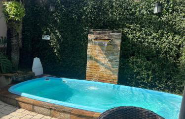 House with electric fence, alarm - Foto 1