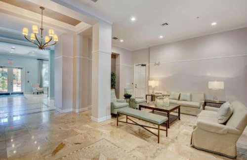 Stylish City Place WPB Escape King Bed and Den - Foto 55