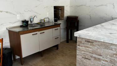 Casa de temporada em Lindoia - Com piscina e churrasqueira - Foto 4