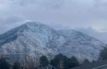 Close to the most famous universities in Utah UVU and BYU - Foto 4