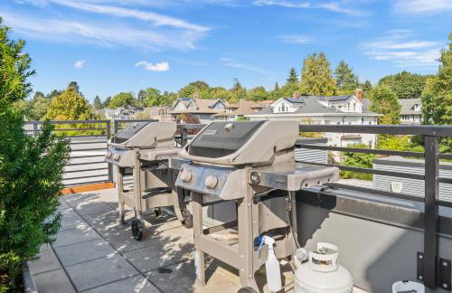 NEW Bright Capitol Hill Condo, Great Location Views - Foto 13