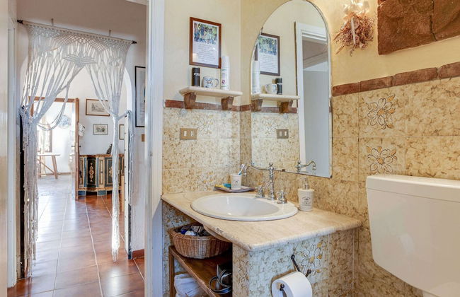 Villa in Partinico Near the Beach - Photo 16