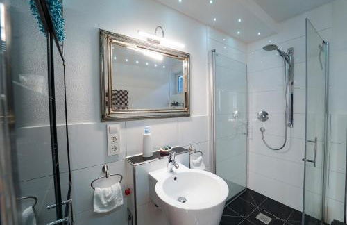 Freundliche Ferienwohnung (Souterrain) mit Gartenmitbenutzung im Haus Lotus - Foto 9