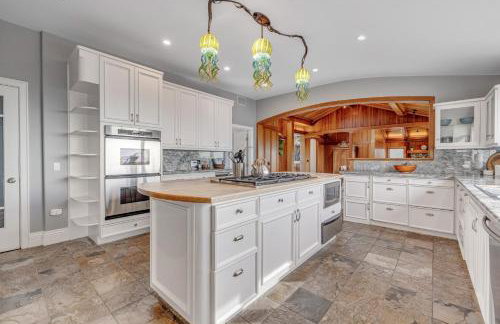 Luxe Remodeled Oceanfront Home on the Bluff - Foto 9