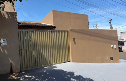 Linda casa e funcional prox Br 060 Go e ao Centro - Foto 1