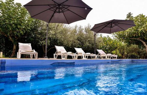 Stunning Home In Smokovic - Photo 8