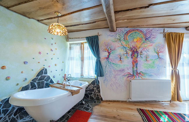 Viewtopia - The Secret Land - Photo 25