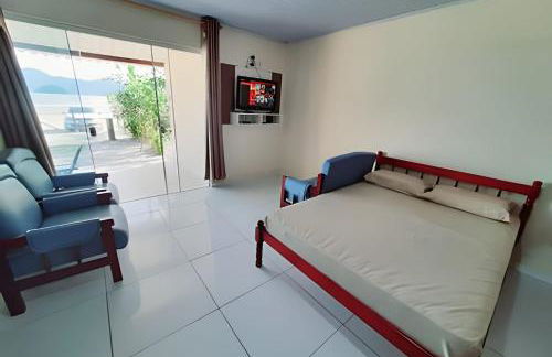 Frente ao mar casa 42 Praia do Estaleiro - Foto 5