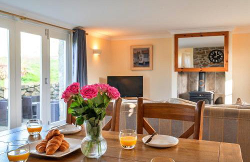 Finest Retreats - Trennal Barn - Photo 11