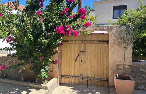 Traditional Village House - Photo 3