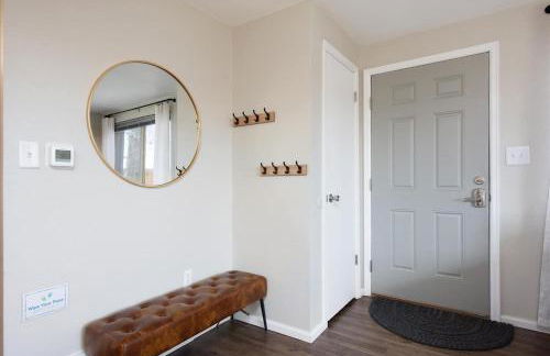 Modern Chic Retreat Near Mtns & Red Rocks Wifi - Foto 11