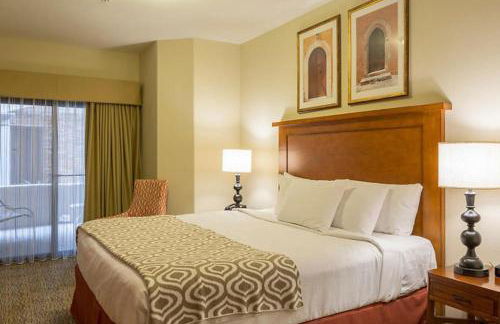 Have the family enjoy a 3 story waterslide in a resort setting in this 2BD condo - Foto 7