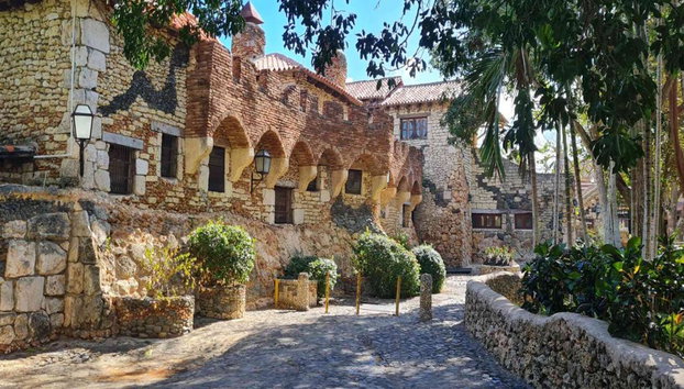 Explore Catalina Island and Altos de Chavon - Full-Day Tour - Foto 4