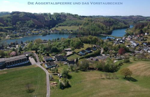 Seeblick-Ferienwohnung im "Ferienhaus Agger-Blick" mit traumhafter Sonnen-Terrasse, Sauna, E-Kamin & Kajak - Foto 12