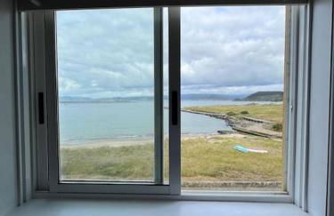 Piso primera línea de playa y vistas al mar en Cariño - Foto 33