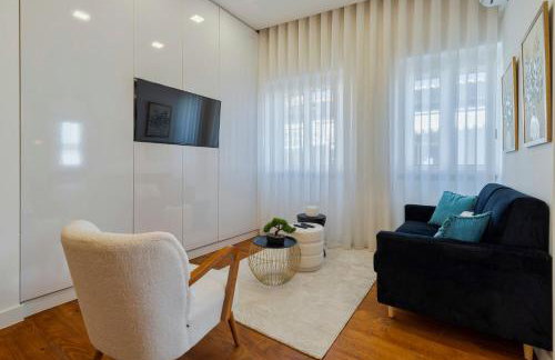 Boutique Home in Setúbal, By Home Match - Photo 2